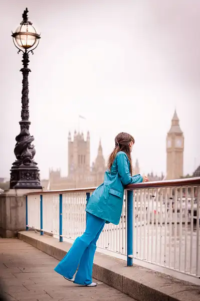 Model with elizabeth tower and parliament by KeenePhoto