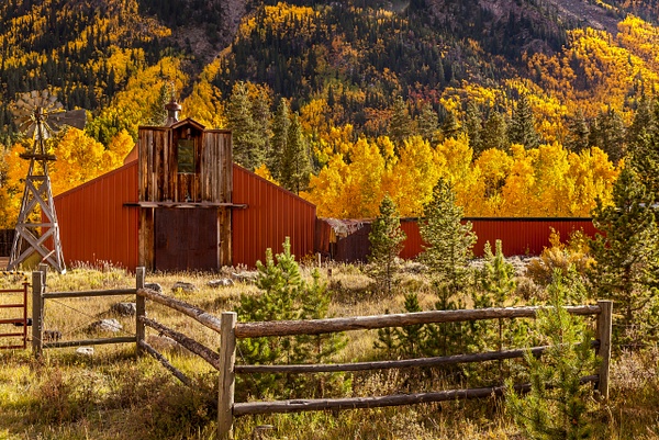 Red Barn in Autumn - Rozanne Hakala Photography