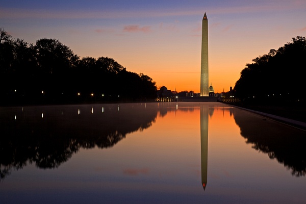 Washington Monument Sunrise - Rozanne Hakala Photography