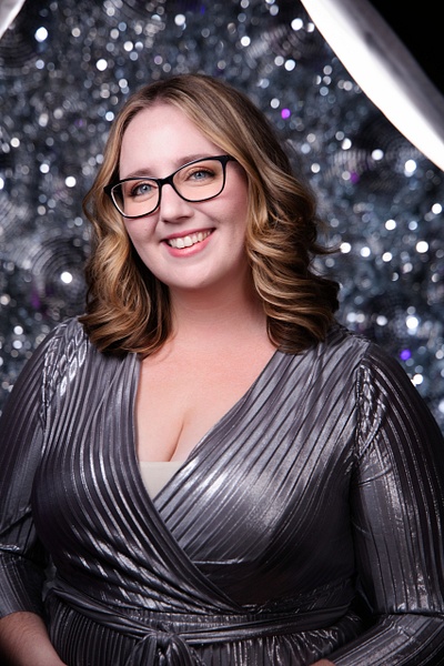 1762487612757-silver-soiree-1613 - Portrait Station - House of Fucci Events