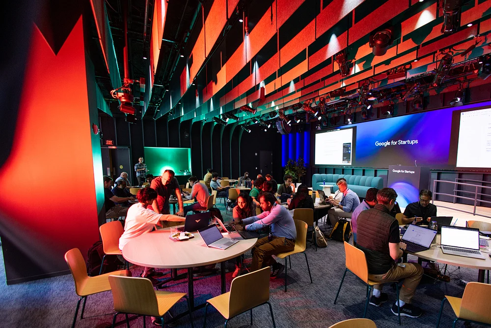 1779994566805-0.1943676023796863-google-tech-week-8