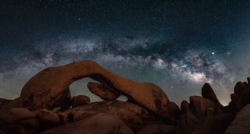 joshua tree milky way pano