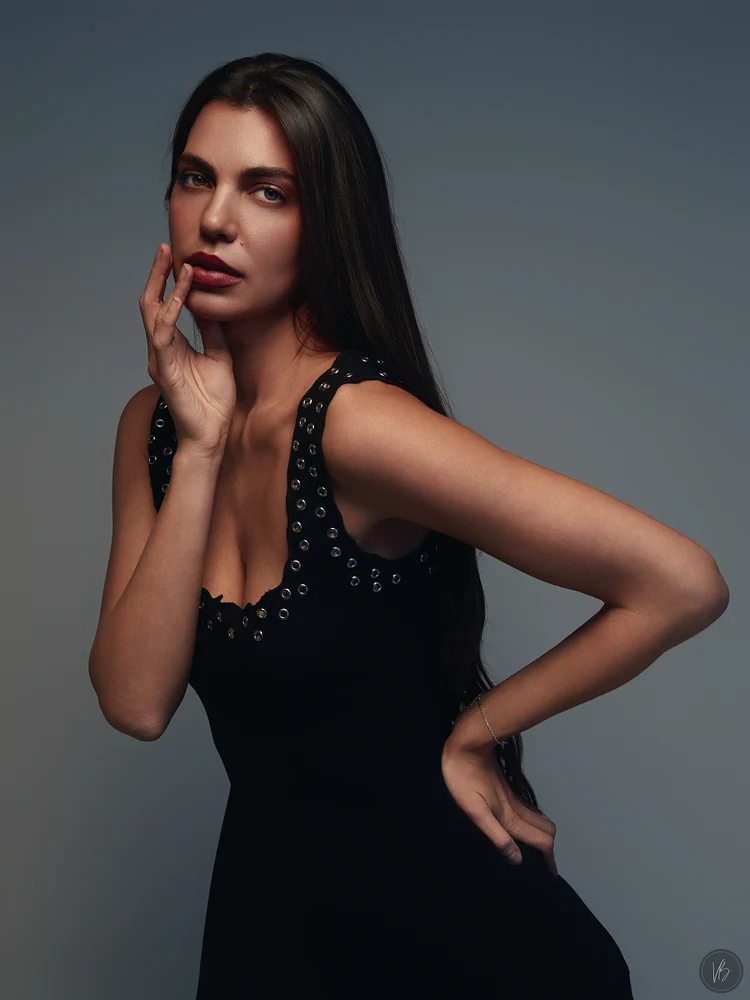 VB20122025YANA15