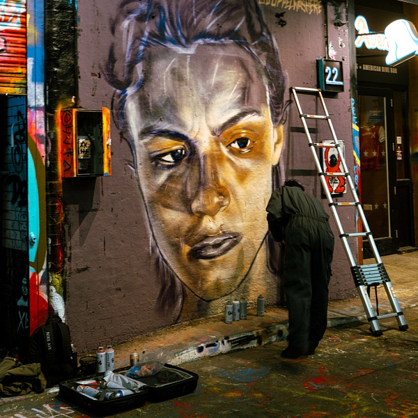 _R5_3382.jpg - Street Photography - bradleybarnesphoto