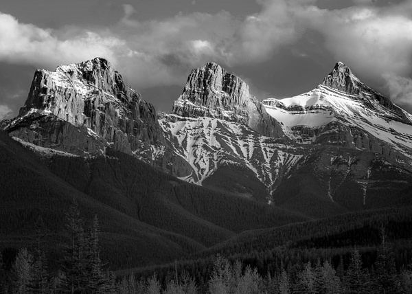 _5II8038-HDR-Edit.jpg - Canadian Rockies - bradleybarnesphoto