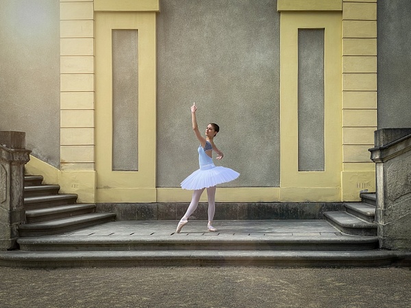 iPhone Ballerina Prague - Fashion - SlickPic Demo Photography
