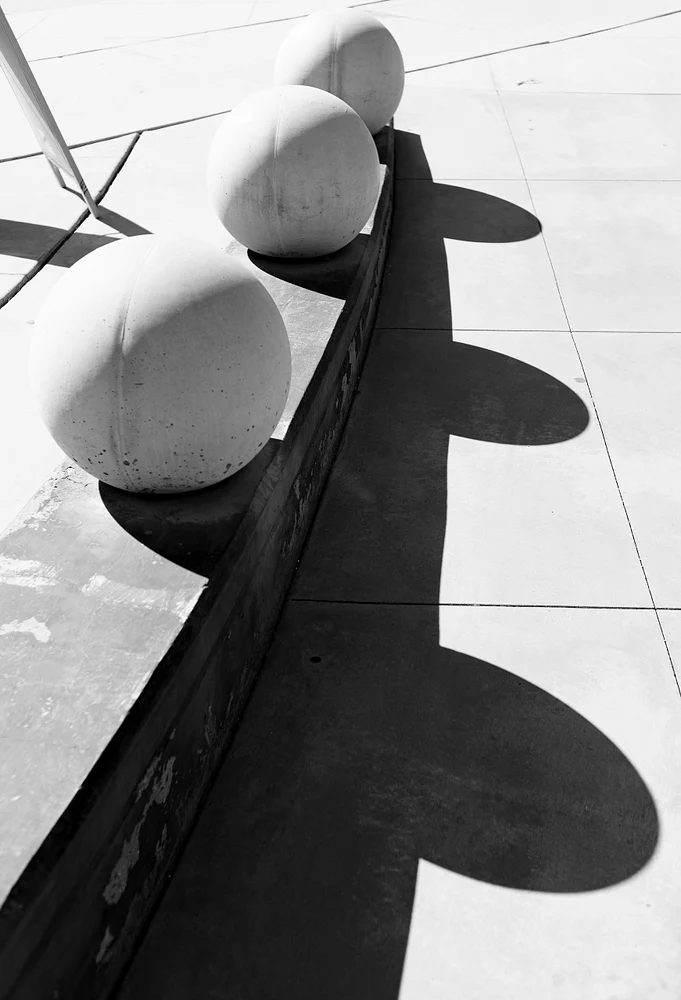 Abstract Sugaro