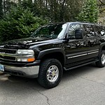 2002 Chevy Suburban 2500 4x4 LT 218k Miles