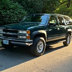 1999 Chevy Suburban 2500 LT 4x4 7.4L 454 V8 152k Miles