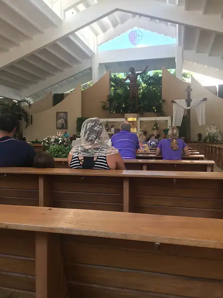 Church services in Cancun at Parroquia de Cristo...