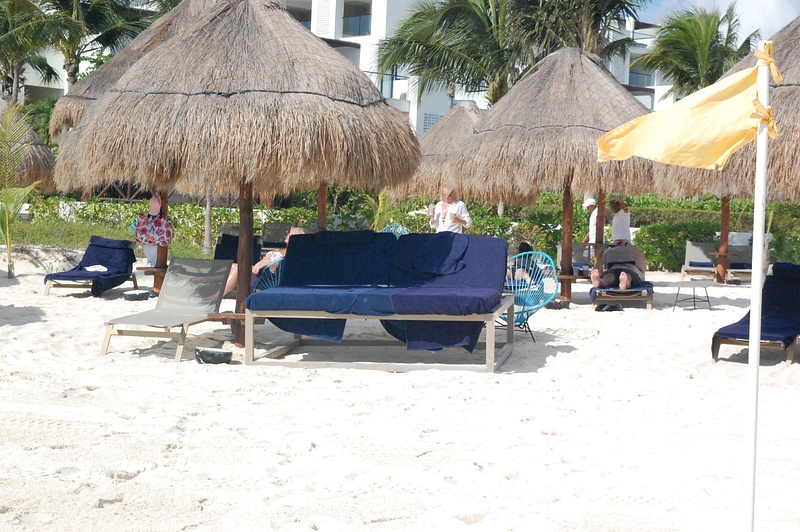 EC beach bed