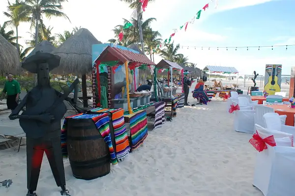Mexican Independence Day party on the beach by Lovethesun