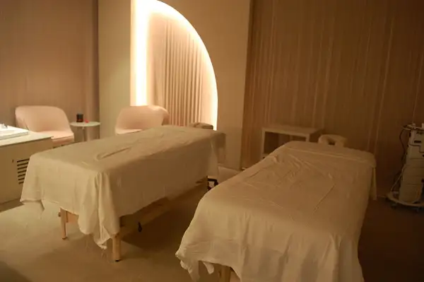 Massage room by Lovethesun