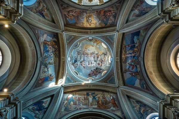 Parrocchia Sant'Andrea Apostolo ceiling, Lake Como, Italy - Photographs of Lake Como, Italy. 