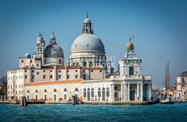 Basilica-di-Santa-Maria-della-Salute-Venice-Italy - VENICE - Photographs of Europe 