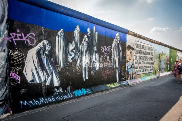 Berlin-Wall-art-Berlin-Germany-3 - BERLIN - Photographs of Europe