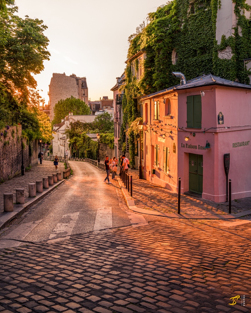 La Maison rose, Montmartre, Paris, 2021