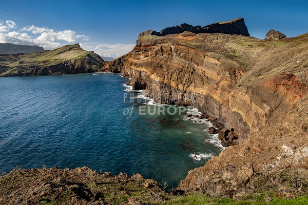 Ponta-de-São-Lourenço-tall-cliffs-Madeira - Photographs of Madeira, Portugal 