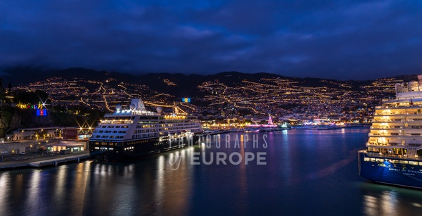 Christmas-lights-2021-Funchal-Madeira - MADEIRA - Photographs of Europe