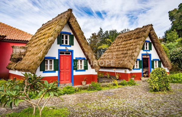 Santana-Madeira-traditional-houses - MADEIRA - Photographs of Europe