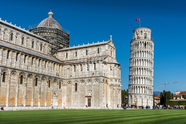 Leaning-Tower-of-Pisa-Italy - FLORENCE & PISA - Photographs of Europe 