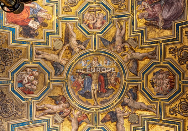 Uffizi-Gallery-painted-ceiling-Florence-Italy - Photographs of Florence and Pisa, Italy. 