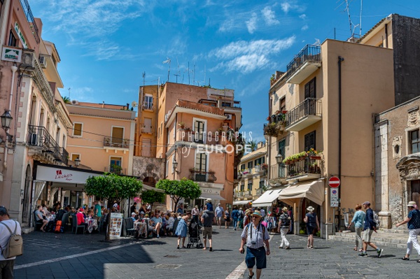 Corso-Umberto-Taormina-Sicily-Italy - SICILY - Photographs of Europe 