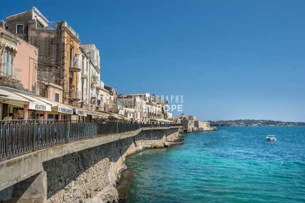 Syracuse-sea-front-1-Sicily-Italy - SICILY - Photographs of Europe