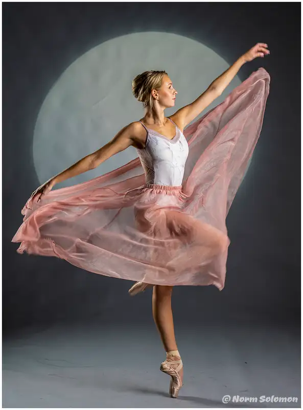 Ballerina in motion_AMHERST,MASS_196_7_14_22 copy