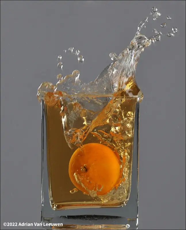 Liquid-Glass_Orange