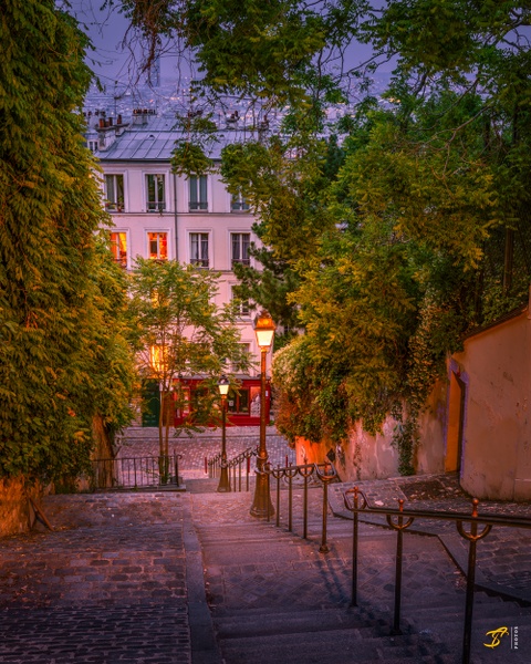 Stairs in Montmartre I, Paris, France, 2021 - Color - Thomas Speck 