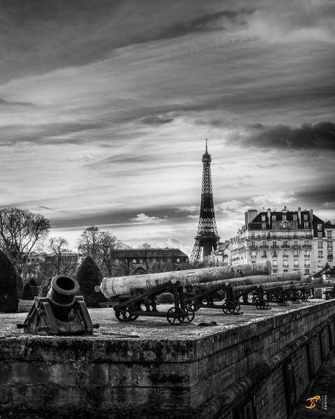 Les Invalides, Paris, France, 2021 - Black And White - Thomas Speck 