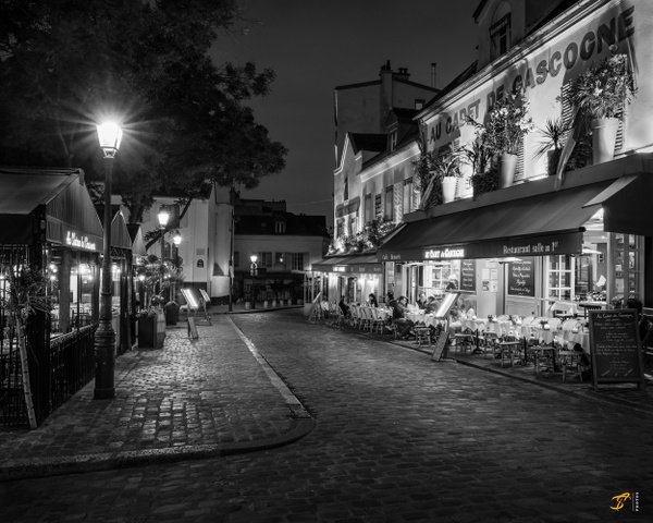 Cafes in Montmartre, Paris, France, 2021 - Black And White - Thomas Speck