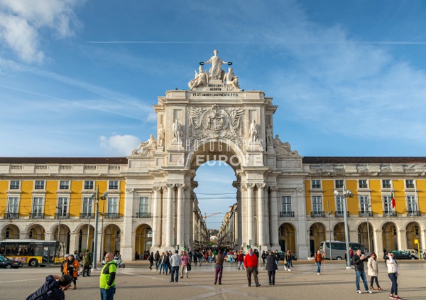 The-Rua-Augusta-Arch-Lisbon-Portugal - Photographs of Lisbon and Cascais, Portugal.