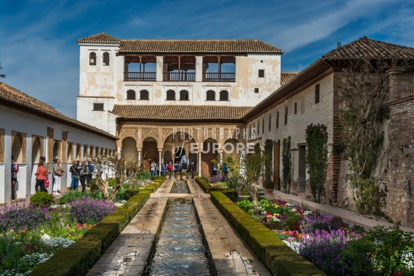 The-Palacio-de-Generalife-Alhambra-Granada-Spain - Photographs of Granada, Spain 
