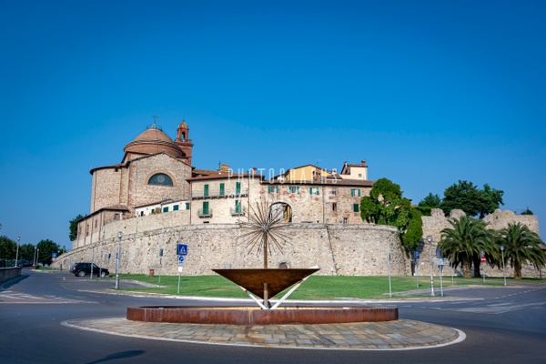Gate-to-Castiglione-del-Lago-Perugia-Umbria-Italy - UMBRIA - Photographs of Europe 