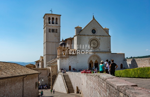 The-Basilica-of-Saint-Francis-of-Assisi-Umbria-Italy-2 - UMBRIA - Photographs of Europe 