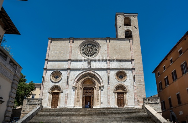 Todi-Cathedral-Roman-Catholic-cathedral-in-Todi-Umbria-Italy - UMBRIA - Photographs of Europe 