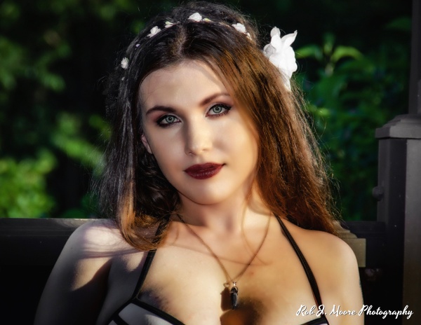 2019 Ashlynn 015 - Model - Ashlynn Nicole - Robert Moore Photography