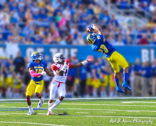 College Football - The Interception - Sports - Rob J Moore Photography  