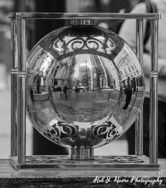 Reflective Ball - Philadelphia - Robert Moore Photography 